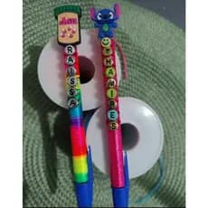 KIT CANETA PERSONALISADA COM  SEU NOME OU DA CRIANÇA COM ESSES PERSONAGENS