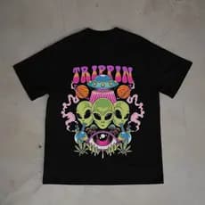 Camiseta Oversized Streetwear Malhão Alien Trippin Unissex