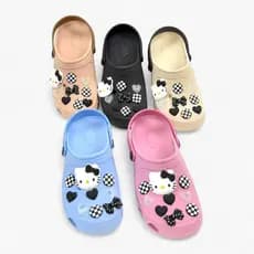 Babuche Feminino com Acessórios Decorativos