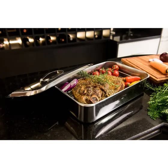 Assadeira Retangular Em Aço Inox Alta com Grelha e Tampa 39x23 Forma Para Forno Resistente