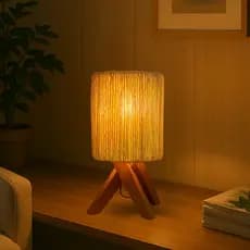 Abajur de Mesa Leblon em Sisal Natural com Tripé Decorativo Aconchegante
