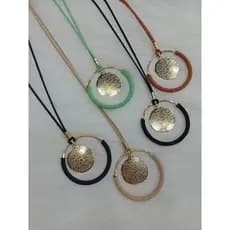 Colar Feminino com Pingente Pai nosso – Estilo e Sofisticação