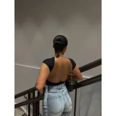 Cropped estilo gringa costa nua / Cropped, blusa curta, top ajustado, camiseta curta, baby look, peça básica