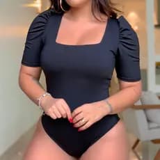 Body Feminino Manga Curta Decote Quadrado Franzido Ombro Elegante Moda Casual