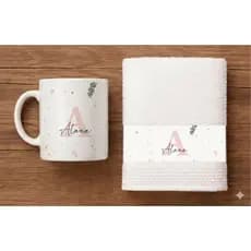 Kit Caneca + Toalha | presente com inicial e nome