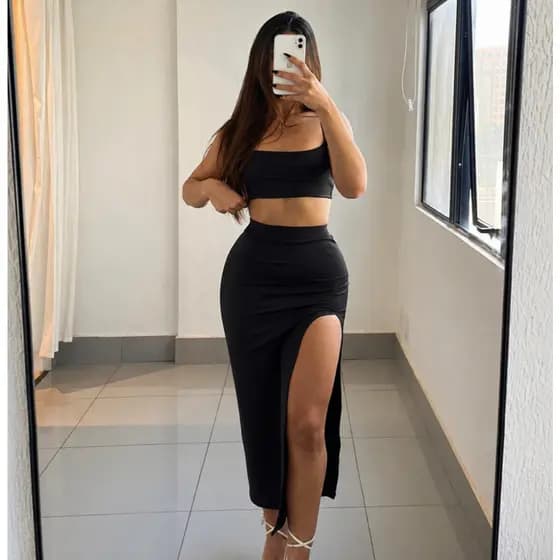 Conjunto Olívia saia longa com fenda e cropped suplex / Canelado Branco gringa Olívia