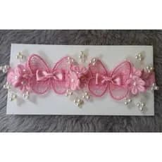 Tiara faixinha de bebê Jardim encantado com flores e borboletas na cor rosa.