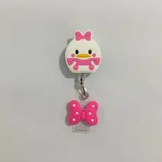 Porta Crachá Retrátil Roller Clip Personalizados Temático Margarida | Disney | Desenho Animado | World | Daisy Duck