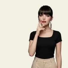 Blusa Feminina Canelada Decote QUADRADO Manga Curta Casual