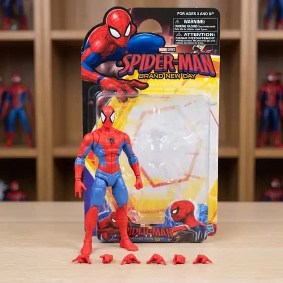 Boneco Homem Aranha Brand New Day 16 cm Articulado Colecionável Com Mãos Extras