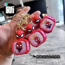 Chaveiro de Homem Aranha com Luz Criativo Brilhante/Porta-Chaves Bonito Acessórios - Spider man