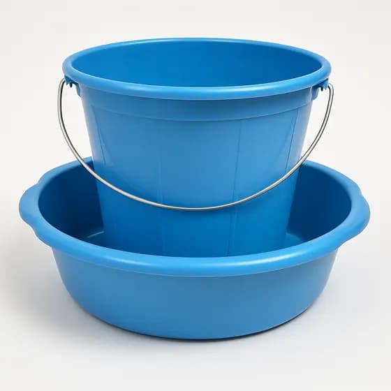 Conjunto Bacia 6,5 Litros Azul e Balde 7 Litros Resistente