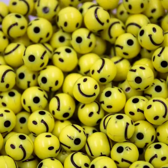BOLA SMILE PASSANTE 08MM EM PLASTICO COM 500G