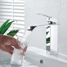 Torneira Banheiro Cascata Monocomando Misturador Baixa 18cm SUS 304 Água quente e fria