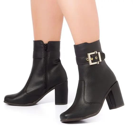 Bota Feminina Salto Alto Grosso Fivela Bico Quadrado Cano Curto Original Sofiolí Moda Confortável