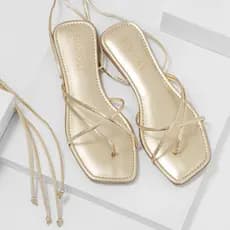 Sandália Feminina Flat Rasteira Amarração Gladiadora Moda Rasteirinha Verão Tendência Blogueira
