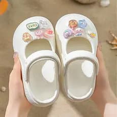 Sapatos infantis com buracos nova princesa antiderrapante sola macia sandálias para meninas chinelos