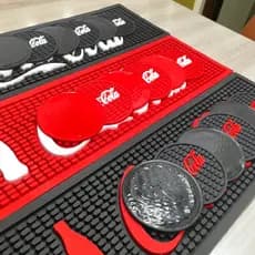 Kit Bar Premium – Tapete Emborrachado com 6 Porta-Copos