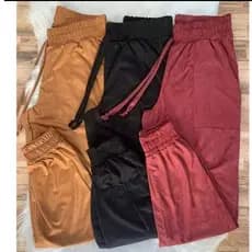 Calça Sknny Femenina Jogger en Suede confortável Moda Blogueira