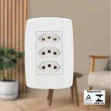 Tomada Tripla Ilumi Slim 20A Monobloco Branca Modelo 80124 Alta Resistência envio imediato