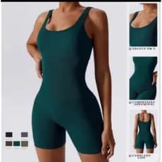 Macaquin canelado feminino curto com bojo removivel