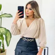 Blusa Feminina Manga Longa de Suplex Decote V Transpassado Manga Longa  – Elegância e Conforto