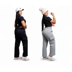 Calça Cargo Feminina Wide Leg em Moletom com Bolsos Cargo e Cós Ajustável