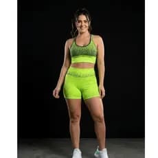 Conjunto Fitness Chuvinha – Top Com Costas Cruzadas e Short Meia Coxa