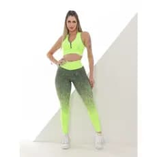 Conjunto Fitness Top com Calça de Detalhe Cinza Nas Pernas Para Academia Pilates Caminhada