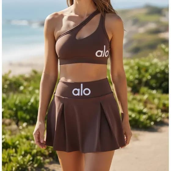 Cropped + Saia Alo – Seu Novo Look Fitness Favorito