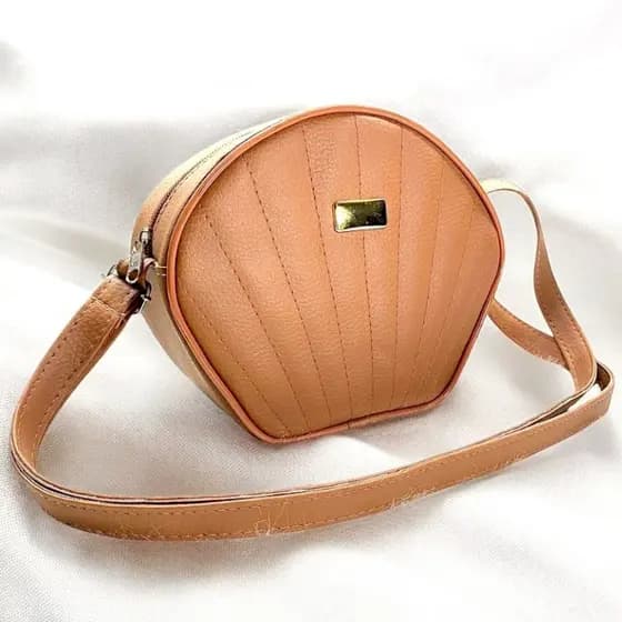 Bolsa Feminina Transversal Pequena 20x17 Concha Estilosa Nova De Promoção