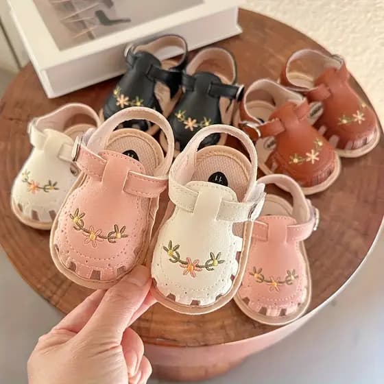 Sandálias De Verão Para Bebês De 0 A 1 Ano , Couro PU Antiderrapante , Flor Bordada , Sapatos Infantis De Praia Crianças