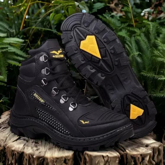 PROMOÇÃO PROMOÇÃO OFERTA Bota Cano Alto Trilha Motoqueiro com Bico Protetor mais Sola em Borracha Lançamento Promoção ENVIO IMEDIATO