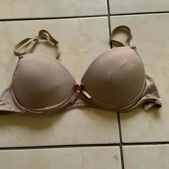 Sutiã Feminino Bege com Bojo e Alça Ajustável