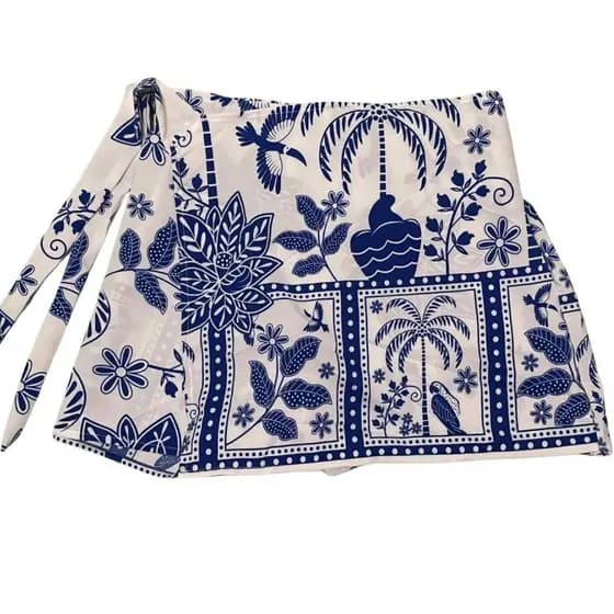 Short Saia Estampada com elástico nas costas, amarração