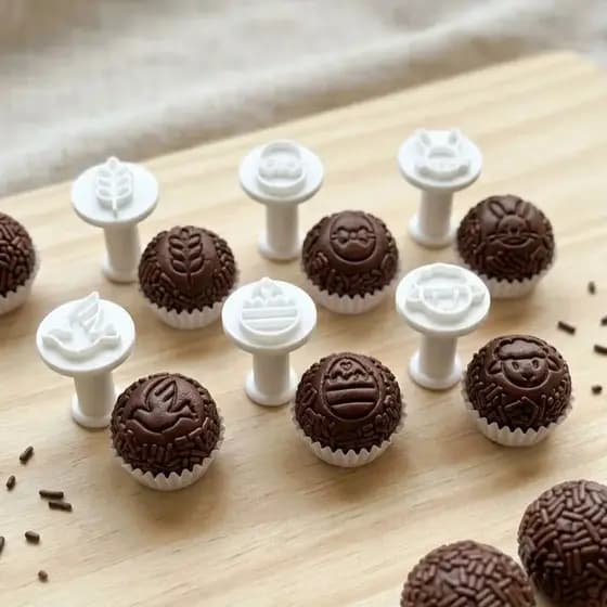 Kit Carimbos Brigadeiros E Doces Páscoa Coelho 6pçs