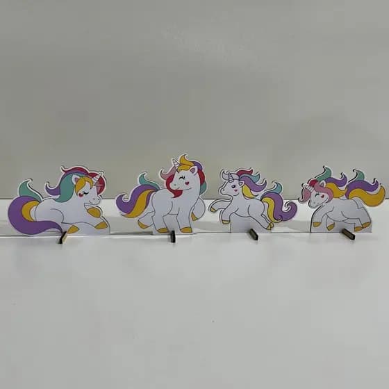 Kit 4 Displays de Mesa Unicórnio - Unicórnio, Arco Iris, Totem, Decoração de mesa
