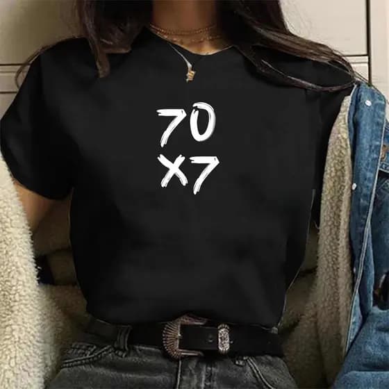 Camiseta feminina de algodao preta Perdoar 70x7