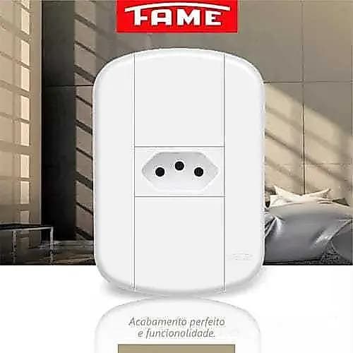 Tomada 2P+T 10A 250V Padrão Brasileiro Branca Fame Blanc+