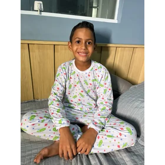 Combo com 2 Pijamas Sortido Infantil Masculino Manga Longa – Conforto para Noites Quentinhas