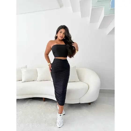 Conjunto Feminino Tomara que Caia Saia Midi Longa Drapeada Assimétrica Versátil Cropped Tomara que Caia Saia Midi Longa