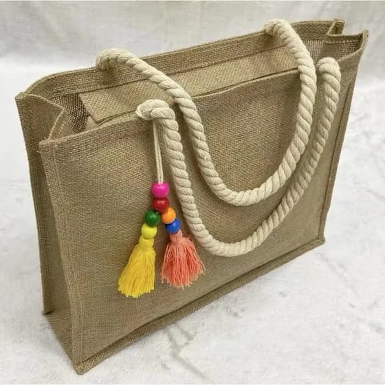 Bolsa de Praia Juta Tote Com Pompom