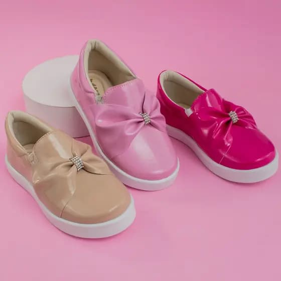 Tênis Infantil Menina Slip Brilho Verniz Confortável Macio Casual Laço Strass Escolar Promoção