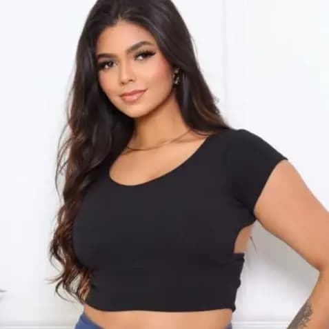 Cropped Tecido Anarruga Feminino Com Costas Cruzadas e Decote Moderno Estilo Moda Verão
