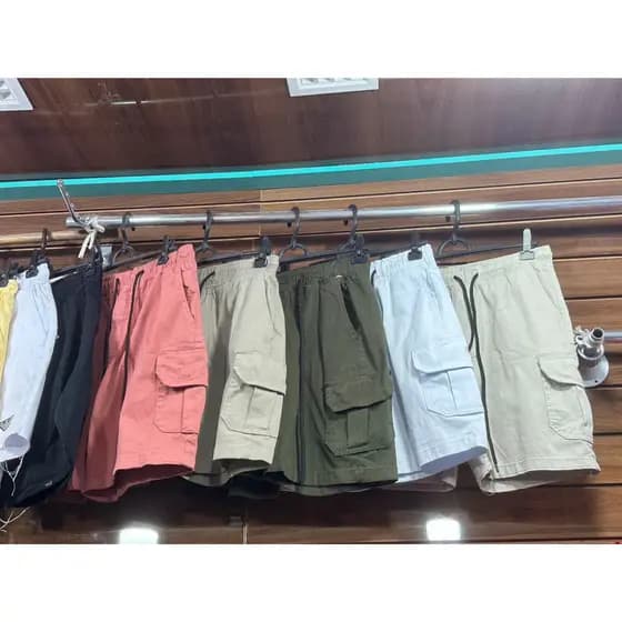 Short cargo com bolso masculino
