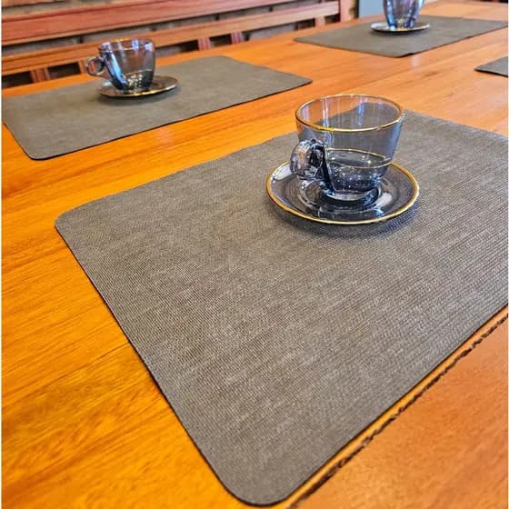 KIT Jogo Americano para Mesa Posta 4 ou 6 lugares em PVC Juta Limpa Fácil Impermeável