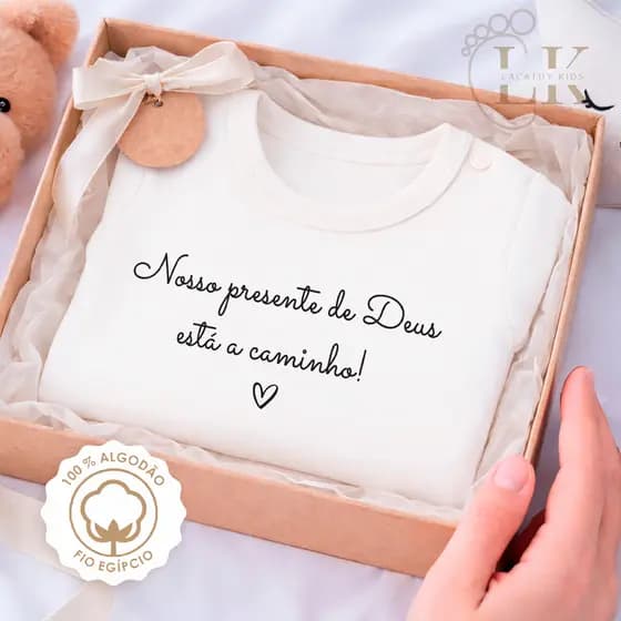 Body Bebê "Nosso presente de Deus está a caminho" 100% Algoção fio Egípcio