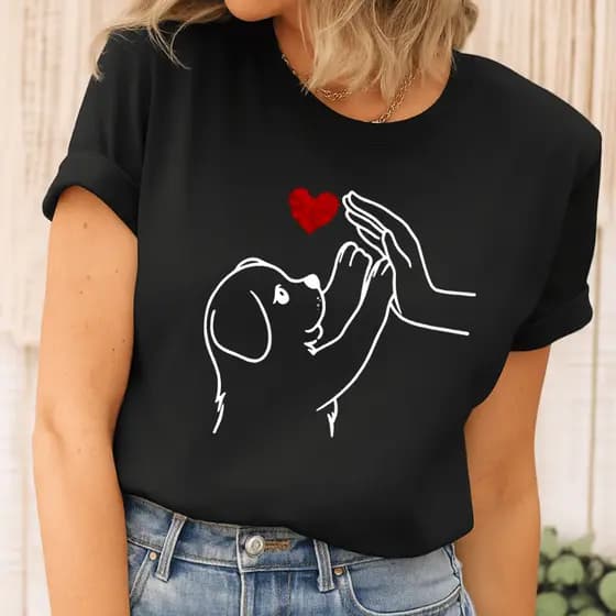Camiseta Feminina Estampado com Love Dog