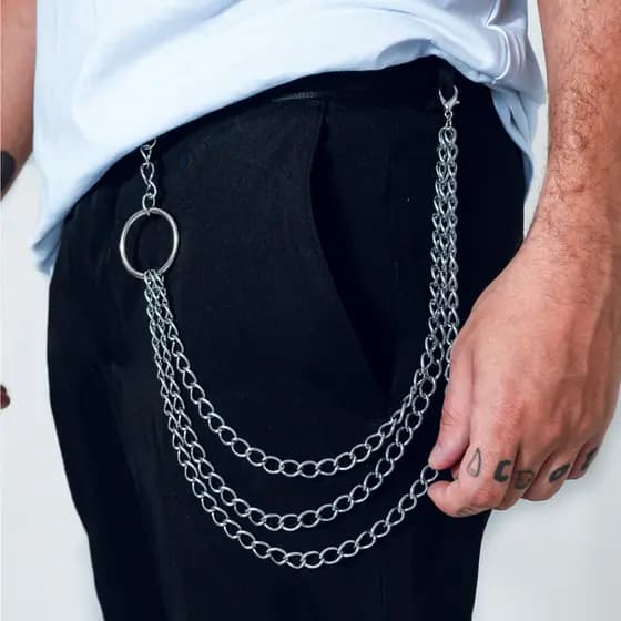 Corrente Tripla Punk Moto Rock para Saia ou Calça com Argola Prateado Alternativo Feminino Gótico Off