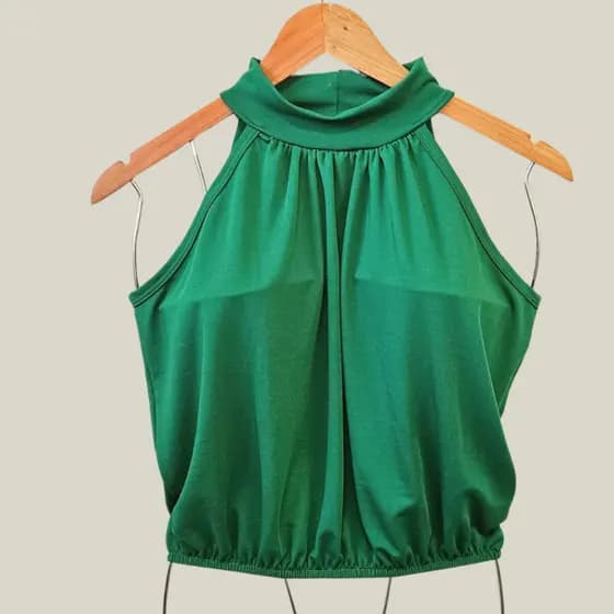 Blusa Femenina Elegante Regata Gola Alta - Conforto e Versatilidade em Tecido Premium Suplex